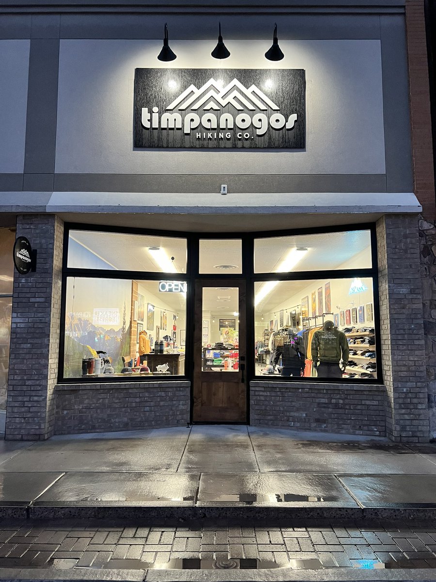 Timphiking's tweet photo. Our new storefront! https://t.co/FkydPsMH5W
