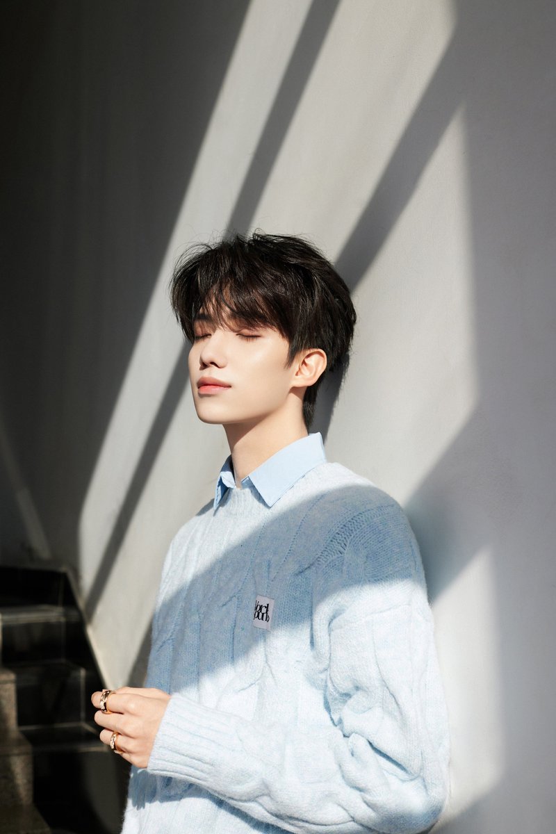 dramapotatoe's tweet photo. #LuoYizhou for a CCTV program

More - https://t.co/Ofxos3psfw https://t.co/51RDl7H0ZA