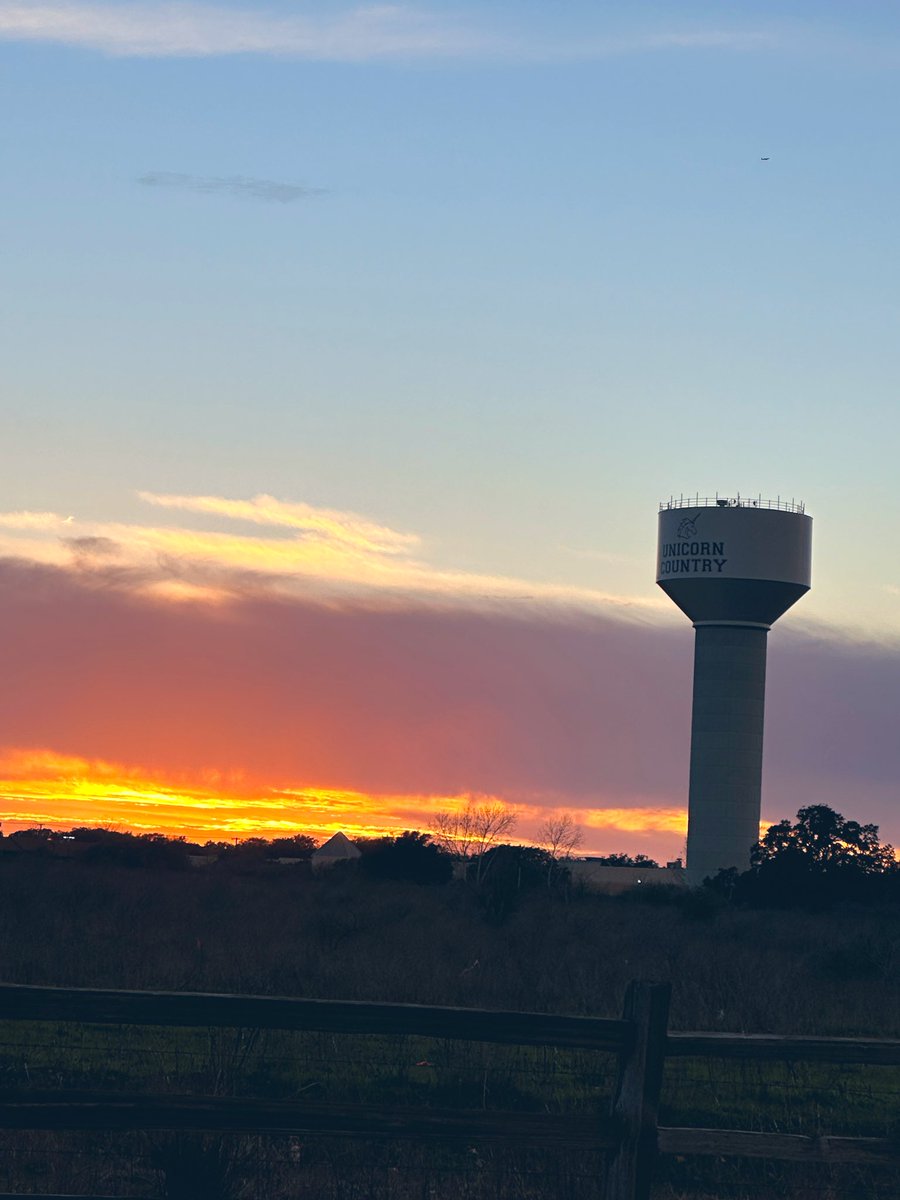 Rebecca Villarreal, APR, Fellow PRSA tweet media