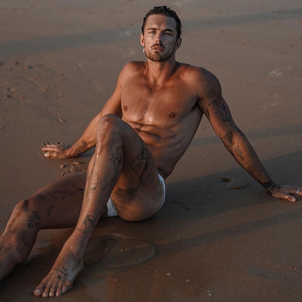 socialitelife's tweet photo. Did you miss #MaleModelMonday? We have photos of
@ChristianHogue_
#SimoneBredariol
@mavericksmanner
@michaeleyerger
#BenjaminBowers
#DarnellEdwards
#AaronOwen
#ChrisArayaColvin
#JosSchenk
@domdangelica
#GiacomoCavalli
#IanGoh
See the pics: https://t.co/3bgXcIzO2w https://t.co/HXEItmy1mw