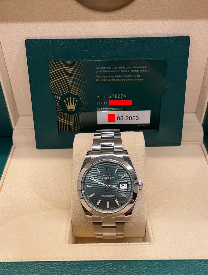 Rolex_marathon1's tweet photo. 【異常あり⑤】

2023年のコンサル実績
※買取させて頂ける場合、無料でコンサルさせて頂きます。

■詳細
モデル：DJ41㎜（グリーンフルーテッド）
性別：男性
来店回数：6回（同一店）
利益：670,000円（買取1,650,000円ー定価980,000円）

#買取 #ロレックス #ロレックスマラソン #異状あり https://t.co/IboGDueVtK