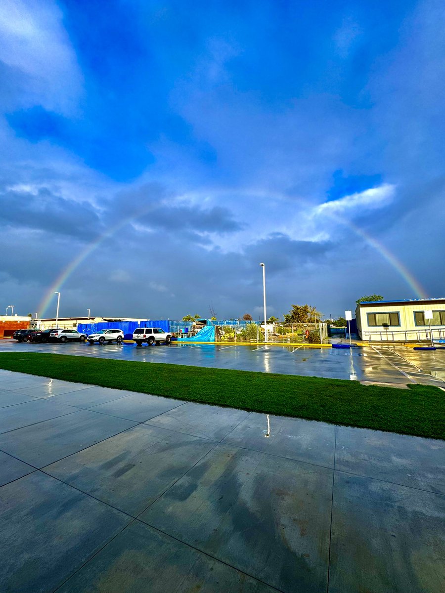 FVHSGirlsBball tweet media