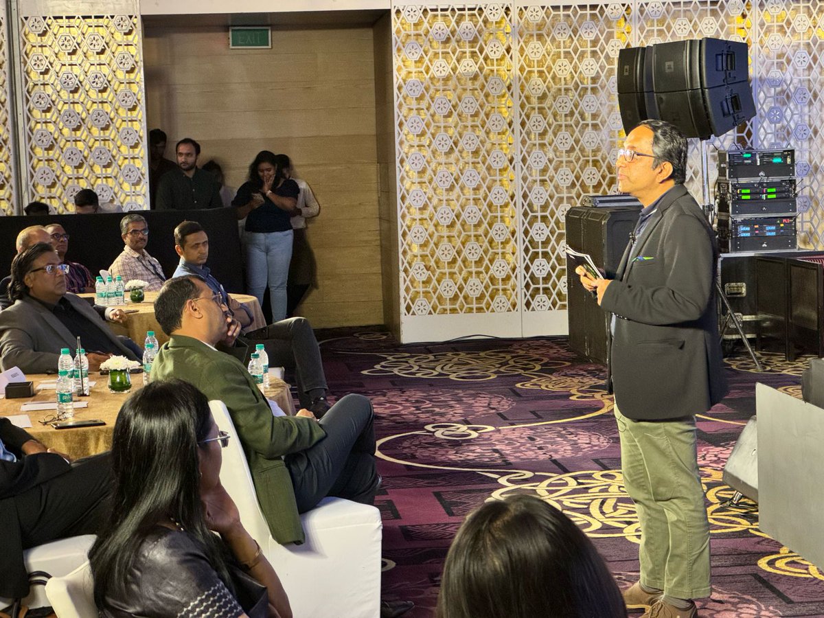 DeloitteIndia's tweet image. #CIOProgram | Sathish Gopalaiah, President, Consulting, Deloitte South Asia, during his keynote address, shone a light on the four avatars of #CIOs.
#Tech #TransformWithTech #Digital #TechTransformation