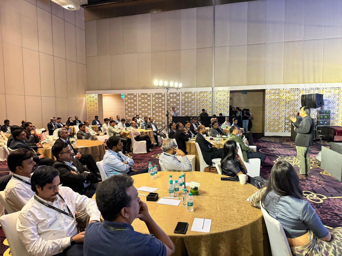 DeloitteIndia's tweet image. #CIOProgram | Sathish Gopalaiah, President, Consulting, Deloitte South Asia, during his keynote address, shone a light on the four avatars of #CIOs.
#Tech #TransformWithTech #Digital #TechTransformation