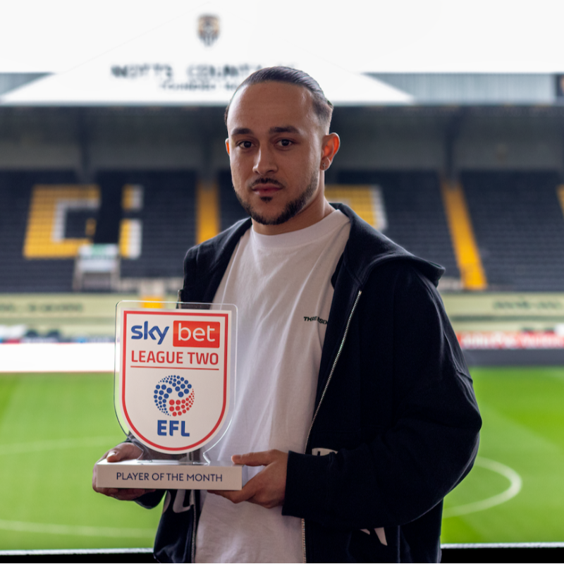 SkyBetLeagueTwo's tweet photo. Congratulations to our January winners! 👏

🏆 Manager of the Month: Simon Weaver @HarrogateTown

🏆 Player of the Month: Jodi Jones @Official_NCFC

#EFL | #SkyBetLeagueTwo