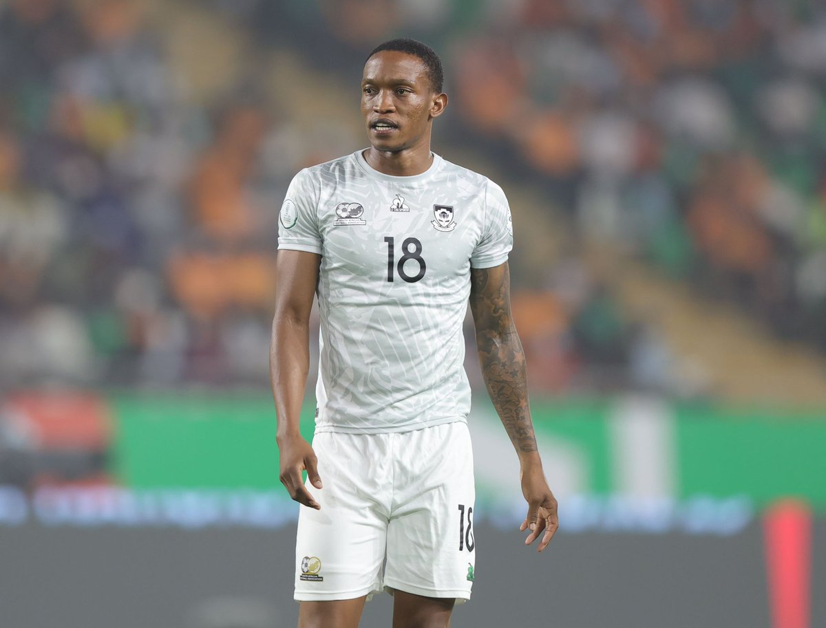 _izodlalaiTv's tweet image. I have always known that Grant Kekana is good.

But not this good🙌🏾 AFCON revealed the true potential of this guy👏🏾💯

• What stood out for me was how he organized the defense, with Mvala easily drawn out of position, Kekana was doing all the clean up work behind✅
• He never…