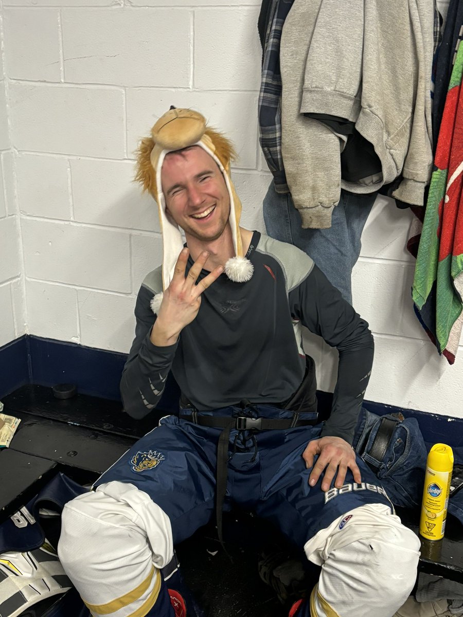 With only one on ice biting incident, the Monarchs sail to a 1-0 series lead with an 11-3W over Maidstone. POG goes to the man with the hatty <a href="/putnam93r/">Reed Putnam</a> #skprairie

<a href="/Wichita_Thunder/">Wichita Thunder</a>