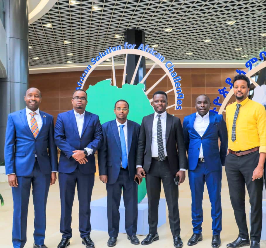 AfricaClimComms's tweet photo. #Djibouti 🇩🇯 @ahmedmogola #ongoing dialogue in #AddisAbaba themed "Bridging Borders to Advance Regional Integration", organized by the #NYC #Ethiopia in collaboration with the Institute of Foreign Affairs (IFA) and Ministry of #Women and Social Affairs. Thread 👇 @_AfricanUnion https://t.co/OCujzyoH36