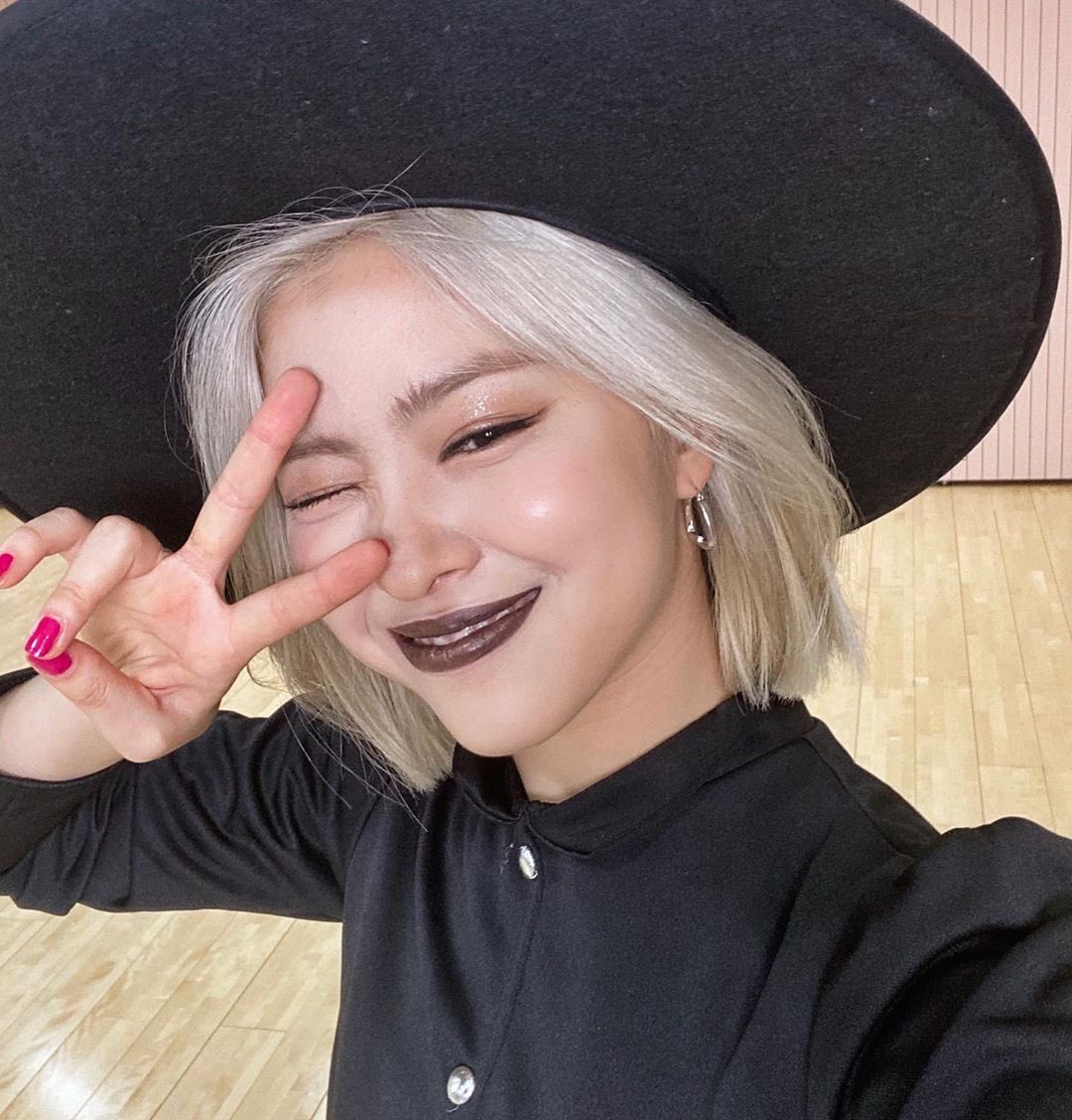 Pyxidis_twt's tweet photo. Vamos a recordar como se debe del #𝔻·𝐃Λ𝐘_𝕋𝐎𝐔𝐑ᴿᴾ y que mejor que presumiendo el #ℛe𝐦em𝕓𝐞r𝐢ng𓈒ᯇ𝔻·𝐃Λ𝐘੭ु a todas las niñas. ¿Yo? Encantada y fascinada con el mejor rapero ; @daeguboyoficial.

𝔣airy -- 𝑙𔘓v𝕖 ♡⃞ ･ #𝕝ucifer https://t.co/qYPSVjKXqX