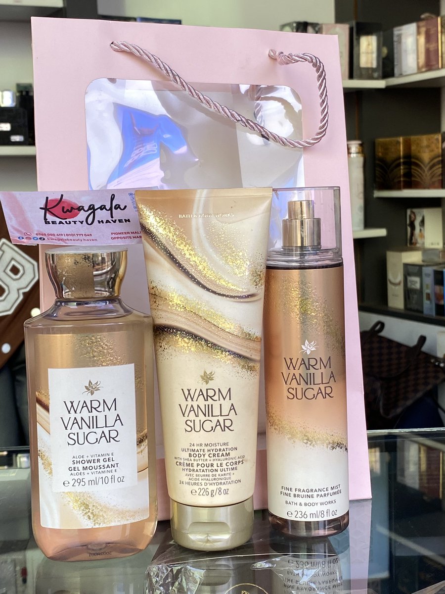 kwagbeautyhaven's tweet photo. Valentines is coming. Book a gift set of your loved one with us from as low as 100,000/-

📍New Pioneer mall level 2 shop no. PF 47 opposite Mabirizi complex.
📞WhatsApp: 0760000419
🚚We deliver country wide https://t.co/jSSI4D4GVB