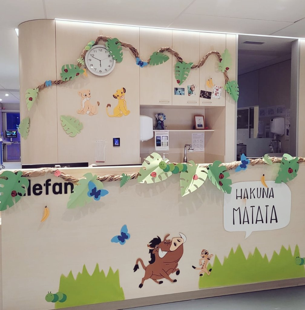 Silvianeonatos's tweet photo. 👇 Este año, la Unidad de Neonatología de @SJDbarcelona_ca se ha transformado en la selva de #elreyleón 🌿🦋🐞🐊
Adivináis de que van disfrazados los pacientes más pequeños del hospital?
... 🦁
#cuidaralasfamilias
#díasespeciales
#equipodeneonatos
#orgullodecompañeras https://t.co/VN8IhCLQRU