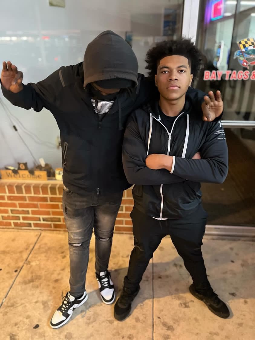 yayyaydumbass's tweet image. I’m back home baby where da freaks at ? #lldamen💔🕊️ #freedayguyz🔒 #Baltimore #fuckbitchesandgetyouafreak💯