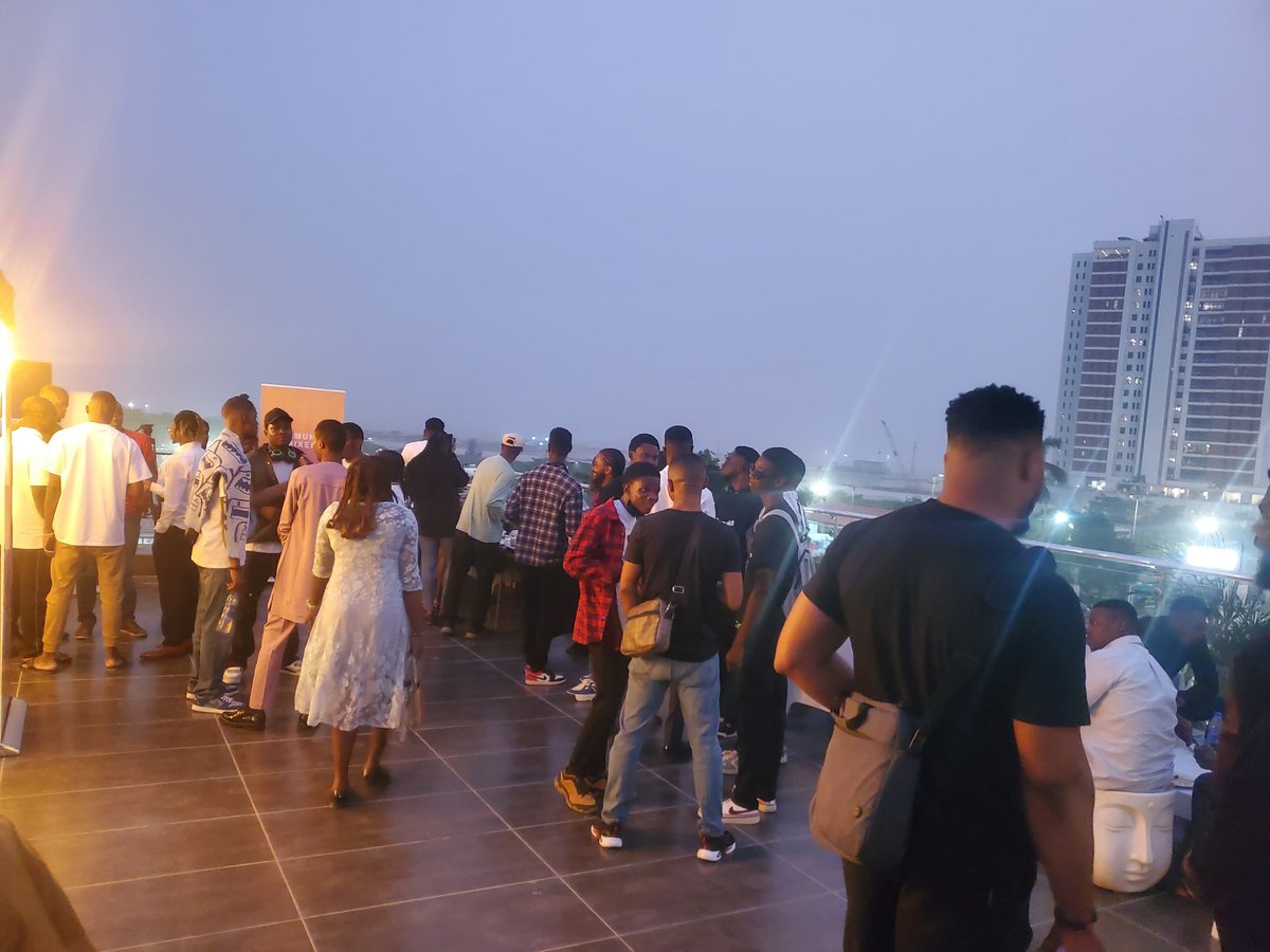 CoinNewsExtraTv's tweet photo. CoinNews Extra was at the #SuperteamNGMixer event last Saturday and had a great time! 

We interviewed @Harri_obi co-lead of @SuperteamNG , and learned more about the #Solana ecosystem and its potential in Nigeria. We also had an engaging discussion with other attendees. https://t.co/mmLiUyHszM