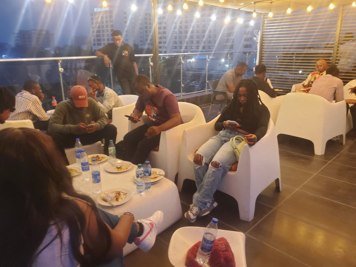 CoinNewsExtraTv's tweet photo. CoinNews Extra was at the #SuperteamNGMixer event last Saturday and had a great time! 

We interviewed @Harri_obi co-lead of @SuperteamNG , and learned more about the #Solana ecosystem and its potential in Nigeria. We also had an engaging discussion with other attendees. https://t.co/mmLiUyHszM