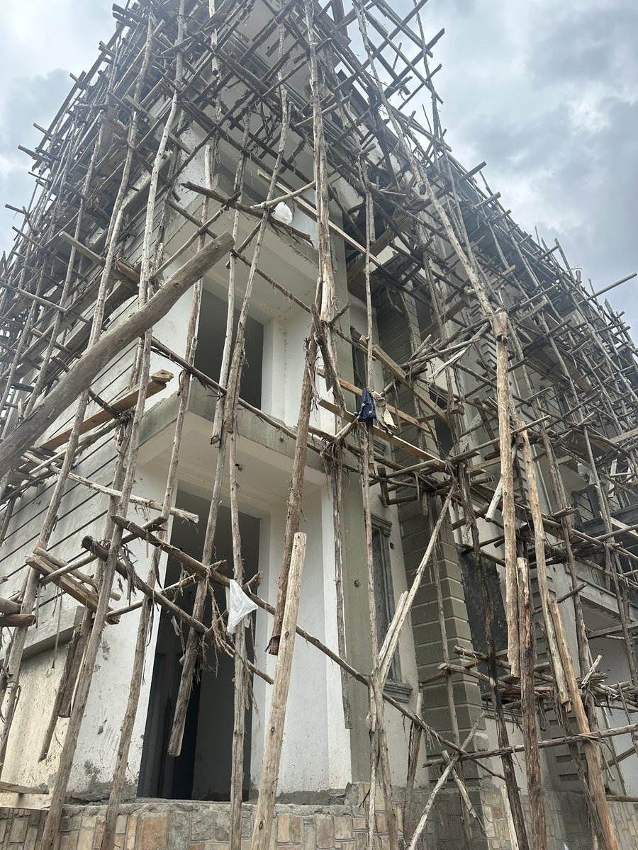 charlesrhyz's tweet photo. ℹ Special Promotion by @musclepropertie Invest in Furnished Apartments or Airbnb in Kigo, just opposite Serena Hotel. 
🔹Down payment - 10%
🔹Installment plan - 37 Months
🔹Interest-free installment - 0%
🔹Buyback guarantee
🔹IRR- up to 15%

Project feasibility approved by @musclecapitalp 

Les have a conversation- WhatsApp 0741 687 253