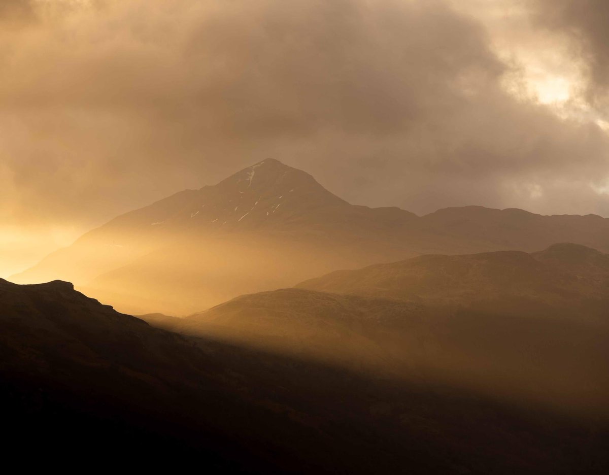 Morning light, Ben Lomond.