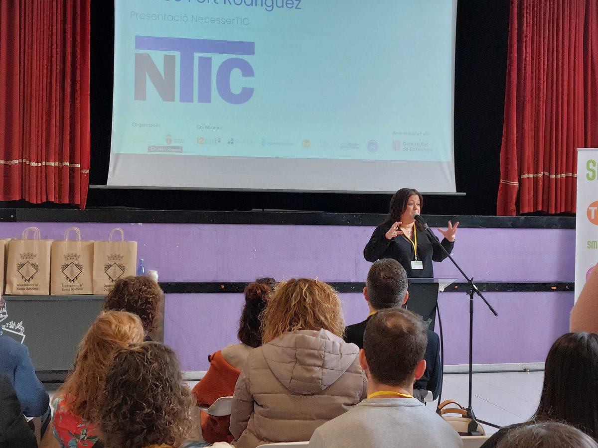 colabscatalunya's tweet photo. @Liliana_ArroyoM @punttic @tic 🟣⚙️ Què hi ha dins del #NecesserTIC? Aquesta iniciativa de l’#SmartCentre Santa Bàrbara pretén contribuir a trencar amb estereotips de gènere. Compta amb eines i recursos tecnològics per a tota persona dinamitzadora #TIC. https://t.co/UOdXEXfKNi