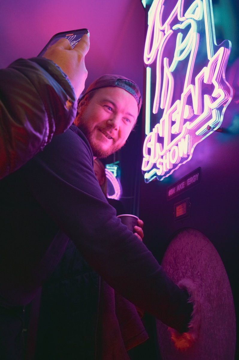 The Sneak Show pop-up was (forgive us) popping off last night! So great to see some familiar faces at our press night - not sure we can look any of you in the eye now you've seen our arousers...

👥 <a href="/DeeRockUK/">DeeRockUK | SNEAK</a> <a href="/MmorpgCP/">Mmorpg</a> <a href="/MattLafff/">MATT LAFF</a> <a href="/shannonsinghhh/">Shannonsinghhh</a> <a href="/ScheifferBates/">Scheiffer Bates</a> <a href="/ItsNickAndCam/">Nick & Cam</a>