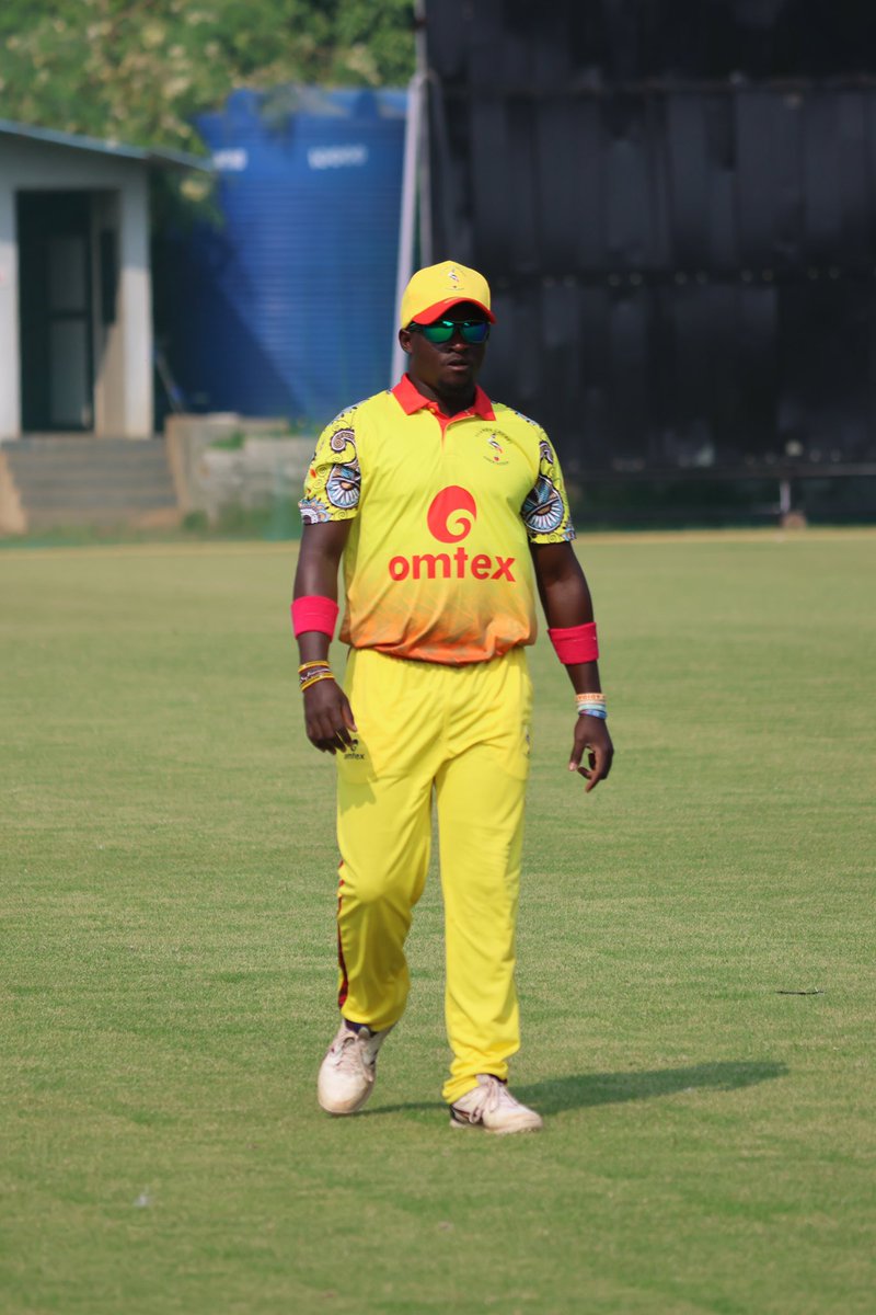 Colombo deee dee.🇱🇰🇱🇰🇱🇰
The tiger 🐅 is coming……..