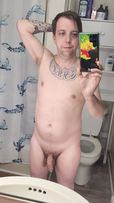 Full Frontal Friday! Have a fantastic nude day everyone! https://t.co/Mt4xcEUYWc<a href="/tag/nudist"class="tags"><span>#nudist</span></a><a href="/tag/nudistathome"class="tags"><span>#nudistathome</span></a>