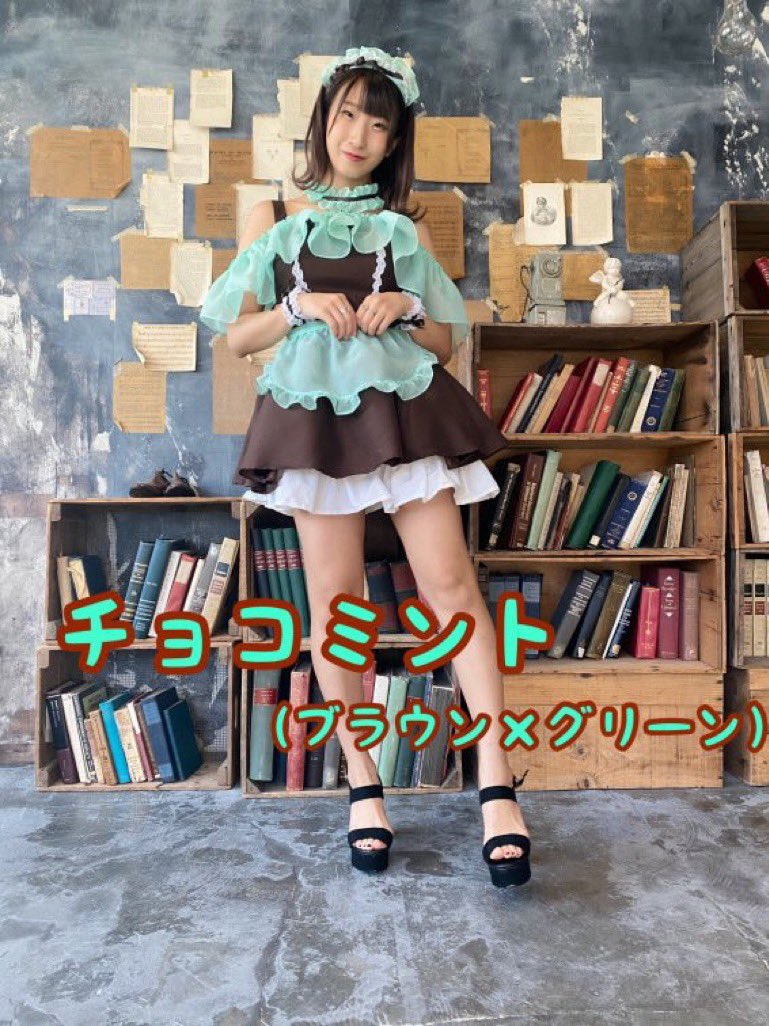 akina_harunon's tweet photo. 明日のスタジオ撮影会まだ空いてますのでご予約お待ちしてます〜！
もし当日でも写真の衣装なら選べます✨
可愛いスタジオでメイド服、なかなか撮れないと思うのでぜひぜひ🙇‍♀️🎀
バレンタインのプチお菓子もプレゼントします🍫 https://t.co/hmbQZrLI2P