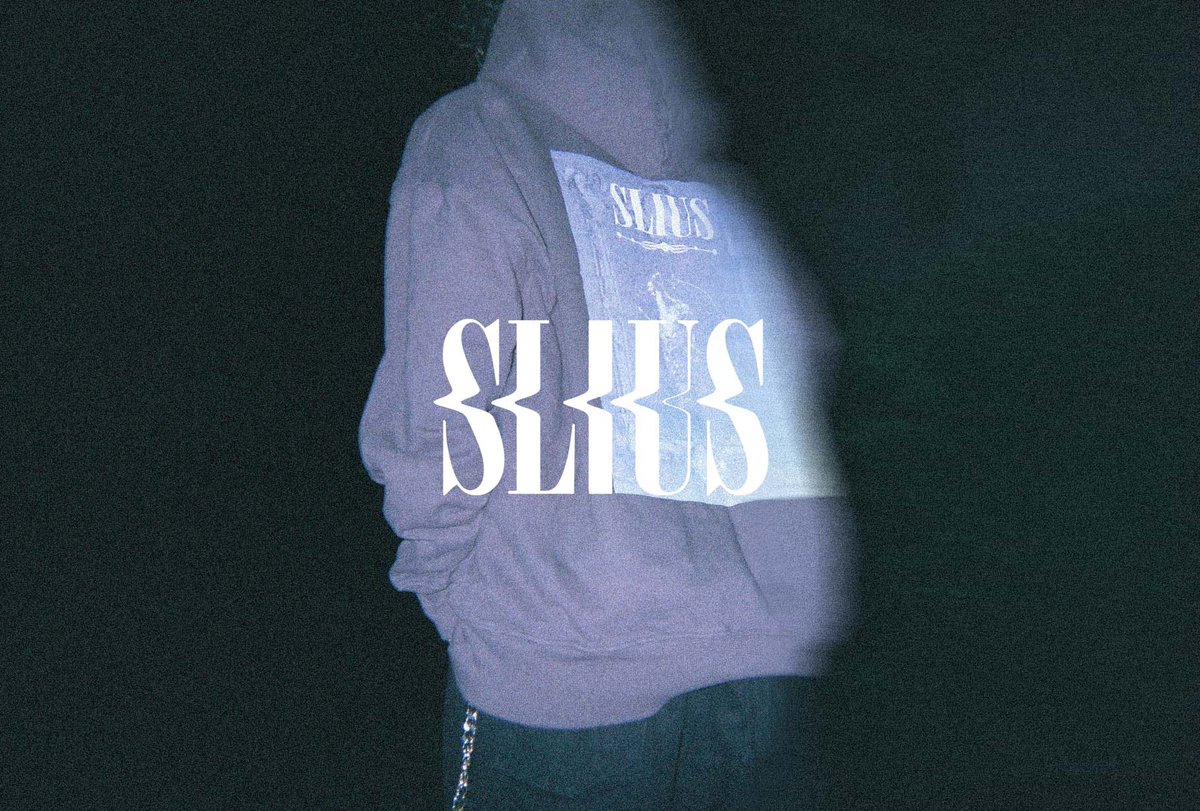 SLIUS_foxx's tweet photo. [ N.  E  .W ]

新作です。

https://t.co/L3wTRjaYZ0

[ WOLF/HOODIE ]

[ HALF ZIP SWEAT SHIRT ]

[OG LOGO SOCKS SLIUS]

https://t.co/L3wTRjaYZ0 https://t.co/m6EMLNcMIY