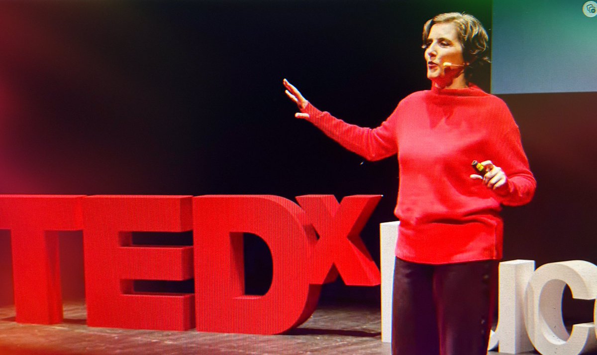 Da quando ho seguito il primo, ho immaginato spesso di partecipare ad un #TedTalk, lo confesso!
È un format che trovo molto efficace; ne ho ascoltati moltissimi! Diversi di grande ispirazione.
E finalmente eccomi qui:
“L’antrace e il colibrì”
<a href="/tedxlucca/">TedxLucca</a> ❤️
m.youtube.com/watch?v=uI4gKe…