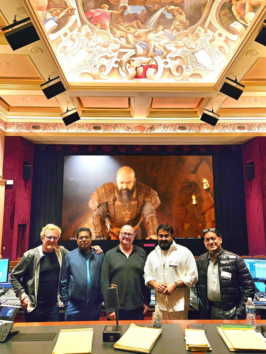 Mohanlal's tweet photo. Watching Barroz at Sony Studios Hollywood with Mark Kilian and Jonathan Miller for the fine-tuning of music and sound.

#Barroz #Barroz3D #AntonyPerumbavoor #AashirvadCinemas #TKRajeevkumar #SantoshSivan #LydianNadaswaram #MarkKilian #KallirroiTziafeta https://t.co/xKUJXITc1H