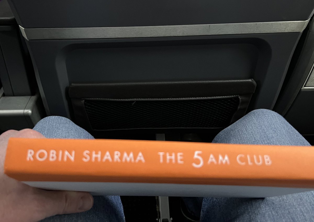 HeartOTXHeartMD's tweet image. I’m more in the 4AM club, 

but am looking forward to reading this book on my 5AM flight to see SuziQ in #SouthPadre this morning after reading the preview on @get_headway. 

#CarpeDiem