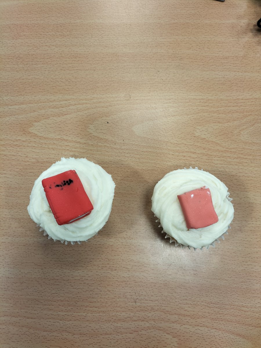 Thanks so much to <a href="/Holyroodsfl/">Holy Rood SFL & Wellbeing</a> because not only have they made the librarian cupcakes.....they've made them with books on 👍😁📚. Have a fabulous reading half-term everyone <a href="/HolyRoodRCHigh/">Holy Rood RC HS</a>. Keep well. Keep happy. Keep reading! (&amp; baking cupcakes!)