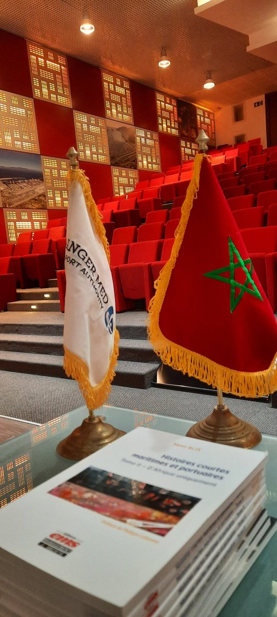 Quand le Directeur Général du 1er port d'Afrique et de Med ouvre les portes du Grand Auditorium pour une MasterClass Spéciale sur Les Histoires Courtes Tome 2, une humilité et une excitation s'entremêlent en attendant les 100 invités! Éternels remerciements à Tanger Med Port!