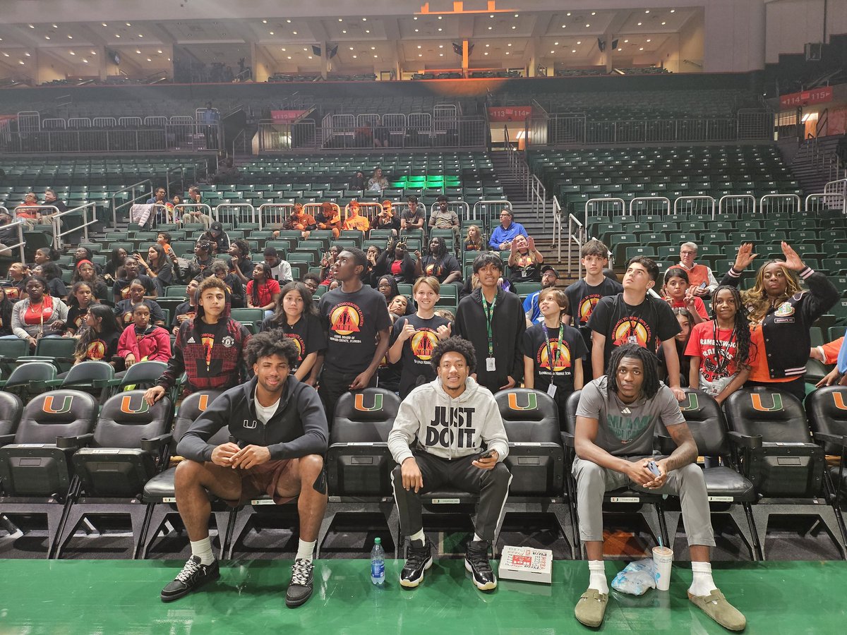 Professor AMWC🎓👠👩🏿💻 tweet media