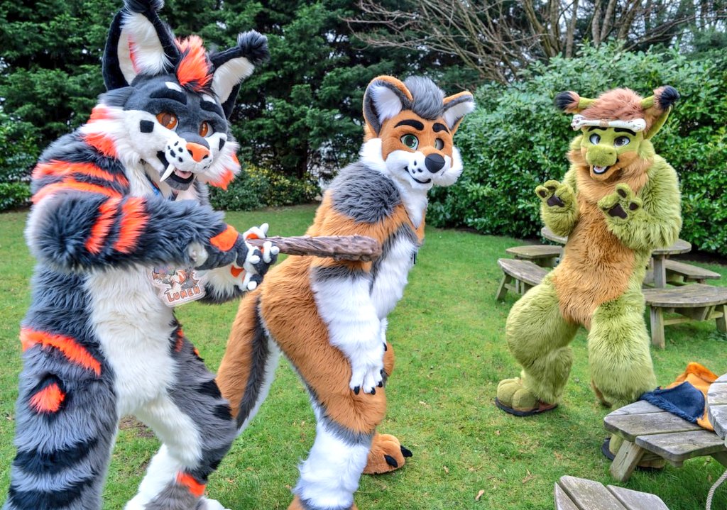 Incredibly cute and funny pics taken by <a href="/ben300/">Ben300</a> at #ScotiaCon ❤️
Fursuiters are BackPaw <a href="/CormackWolf/">Cormack</a> <a href="/Dougiewulf/">Dougie</a> @Valsabolf <a href="/PurrLumen/">Lumen</a> <a href="/Kazookieslama/">Kaz</a> #FursuitFriday #furry #fursuit #thekareliafursuits