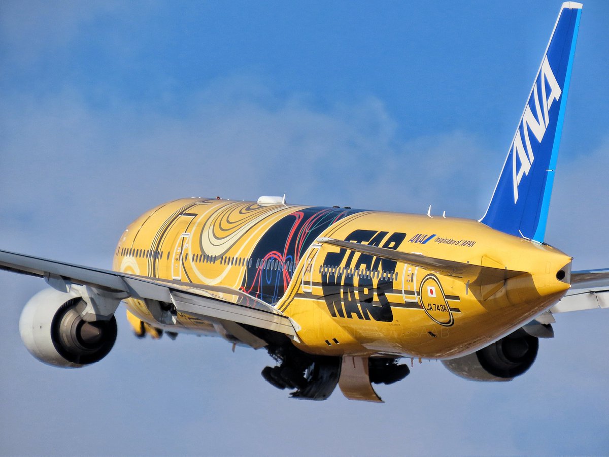 2024/2/9(Fri)
HAKODATE Airport(HKD/RJCH)
All Nippon Airways(NH/ANA)
Boeing 777-281(ER)  JA743A ※Star Wars C-3PO livery
NH554 HKD/RJCH✈HND/RJTT