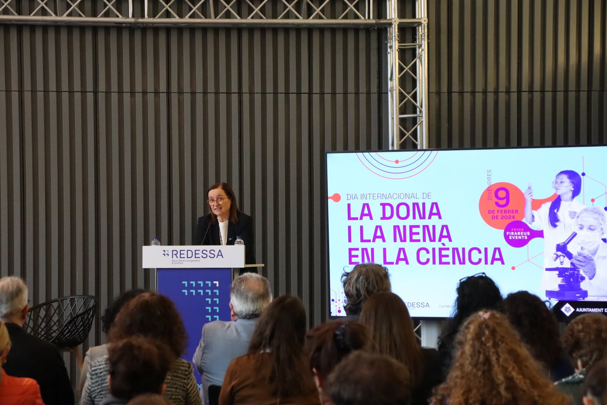 RedessaReus's tweet photo. 🧪 Tret de sortida a la jornada del Dia Internacional de La Dona i la Nena en la Ciència que realitzem juntament amb @reus_cat amb l’objectiu de promoure la visibilitat de les dones en els àmbits científics i contribuir a la generació de vocacions tecnològiques.
 #30anysREDESSA https://t.co/La9aHyAtKL