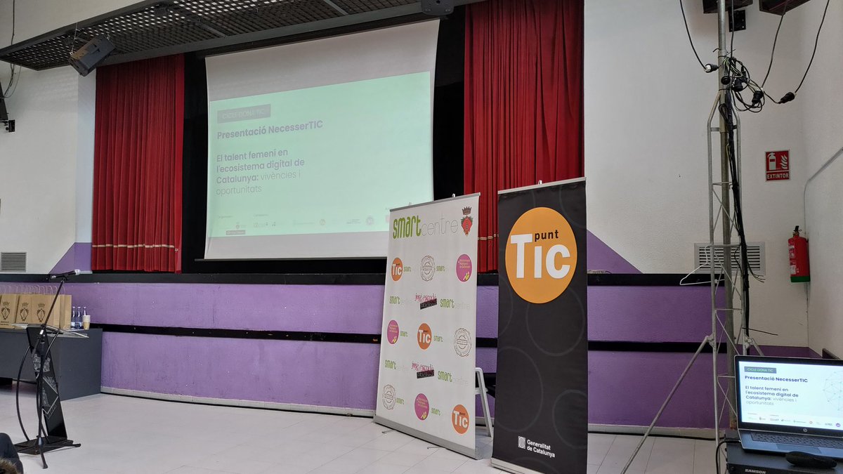 martinamayr's tweet photo. Avui participem de la jornada de presentació del #NecesserTIC al Punt TIC #Smartcentre Santa Bàrbara https://t.co/0lrbSGv3sY