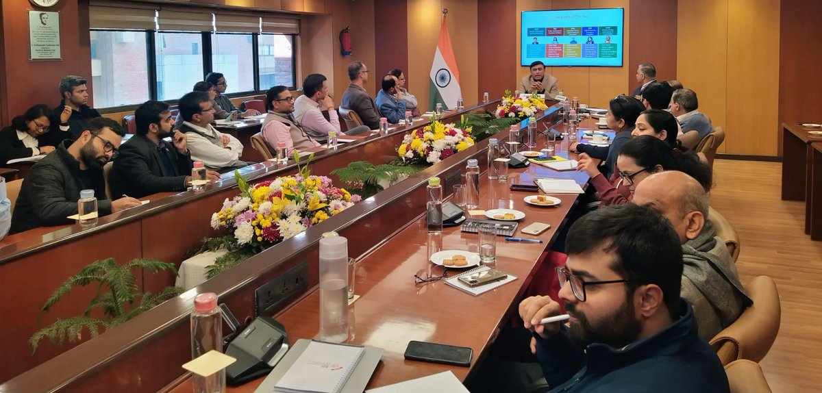 G20UConnect's tweet image. Delighted to kick off our 'CEO SERIES' with Dr. Deepak Mishra, Director of ICRIER, delivering the inaugural lecture. His insights on think tank strategies, research priorities, and fostering collaboration set the tone for an engaging series ahead. #CEOSeries #Research #Collab