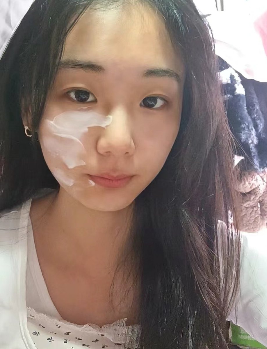 除夕啦，提前祝大家春节快乐，评论里骂我羞辱我，抽一个爸爸免费加v