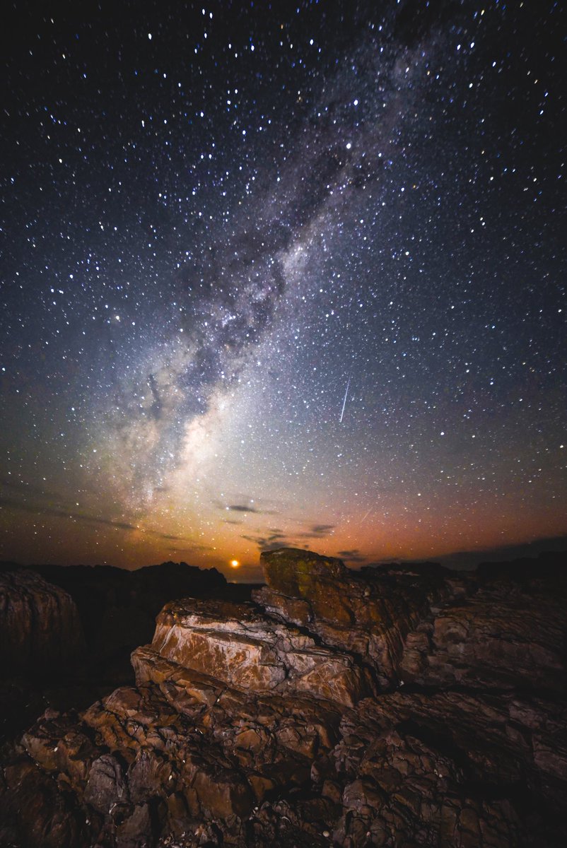 Dean Hanson tweet media