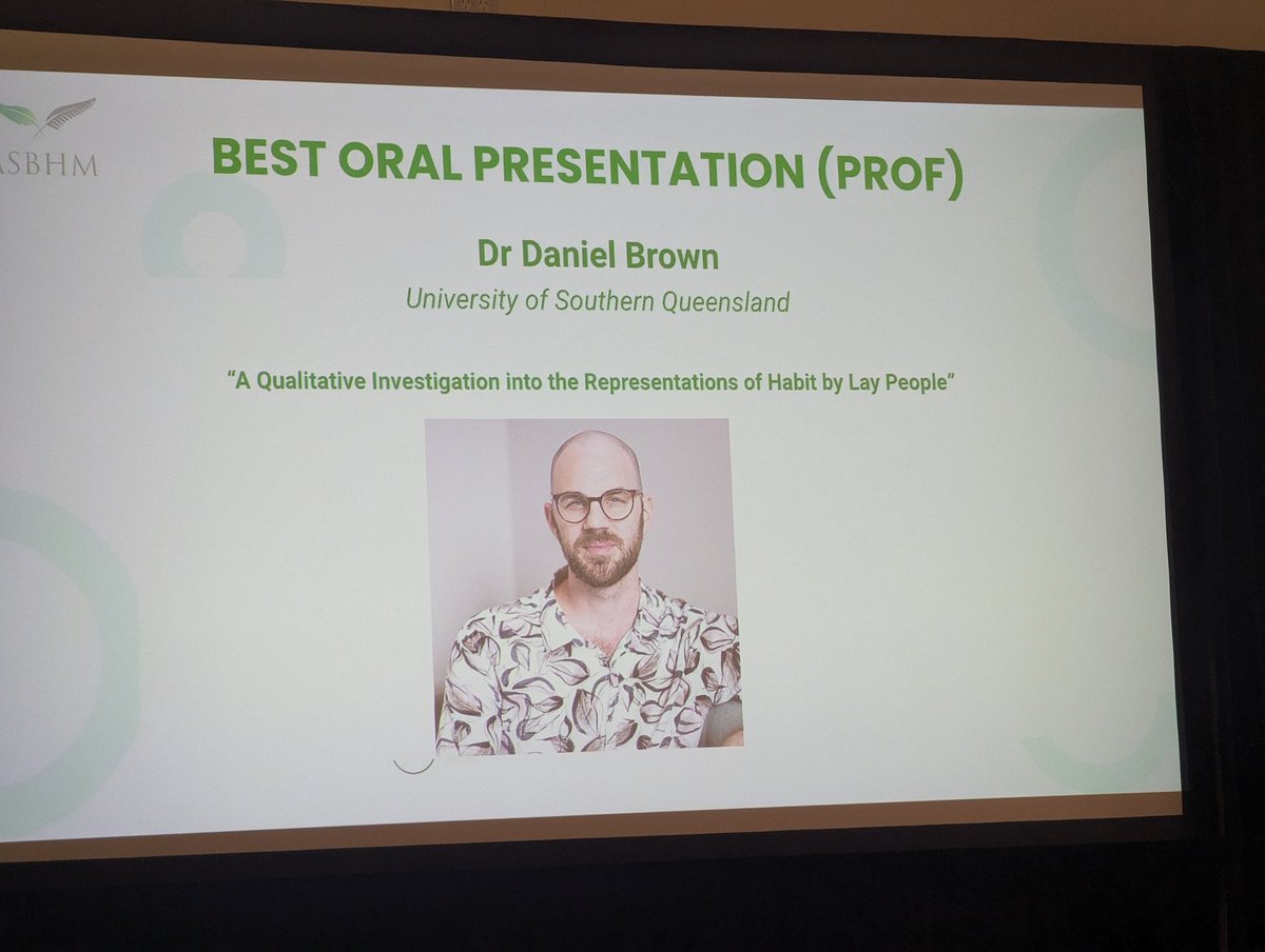 I should return to academia more often 😉 Very honoured to win the 'Best Oral Presentation' award at the @ASBHM1 conference. Thank you to my collaborators @DrKyraHamilton and @martinhagger and all of my fans 😉😂😂 @jacobjkeech @AmandaRebar @SasSabryna @StephR_Smith @karina_rune