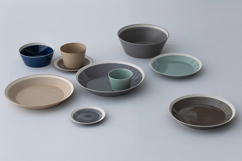 craft_ness_'s tweet photo. イイホシユミコさんプロデュースのディッシーズ。新しい形が仲間入りしました！マルチに使えるカップSは、日本茶や中国茶などのお飲み物に加え、お吸い物やスープはもちろん、デザートカップや小鉢、蕎麦猪口にも最適です！plate 110 とあわせてカップ＆ソーサーとしてお使いいただけます。#craftness https://t.co/GGjPBoBiPF