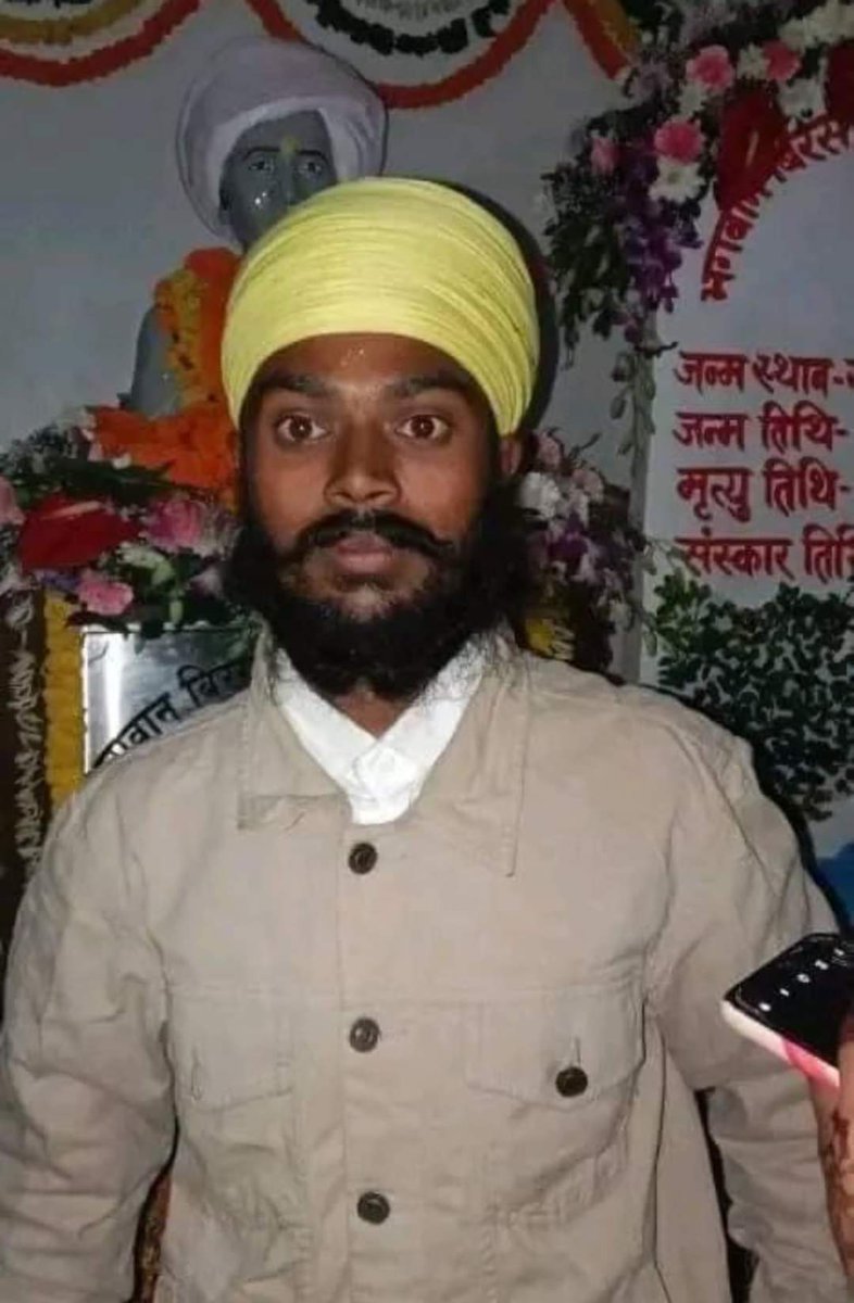 ExamsFighters's tweet photo. #विनम्र_श्रद्धांजलि 🙏🙏
ईश्वर आप इतने कठोर कैसे हो सकते है🫥।।अंगद नायक जी को में व्यक्तिगत तौर पे तो नही जानता था पर मैंने #Jssc और #Jpsc के लगभग सभी प्रमुख आंदोलनों में उन्हें देखा था।।आज #अंगद_नायक जी की एक सड़क दुर्घटना में मौत हो गई है।आज अंगद जी हम सब के बीच नही है आइए हम सब मिलकर ईश्वर से इनकी आत्मा की शांति के लिए प्रार्थना करते है।🙏🙏🙏
@kunalpratap86