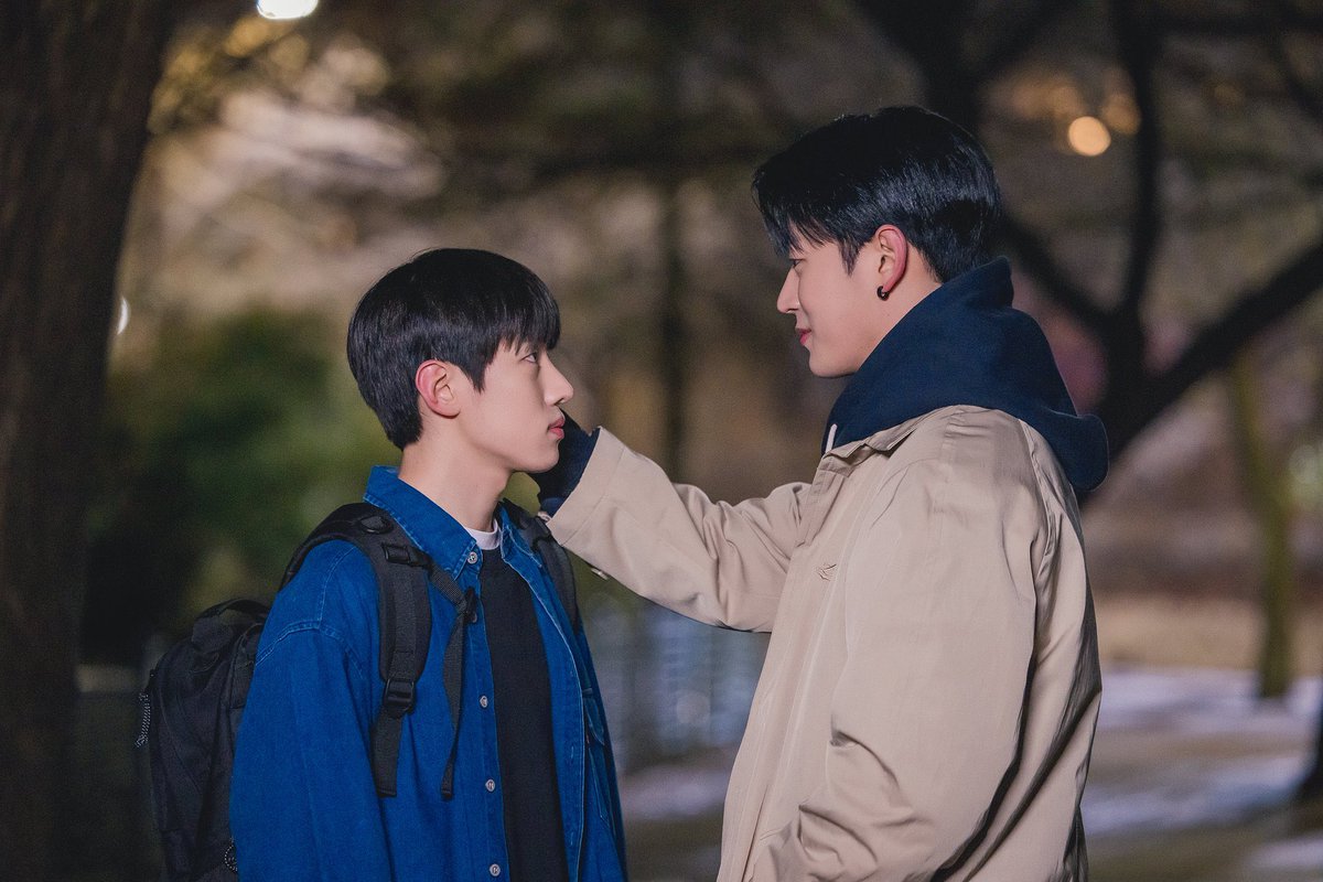 error_life3's tweet photo. 제가 진짜 좋아하는 귀시뻘건

                  On                                       Off https://t.co/FNvx31jVxb