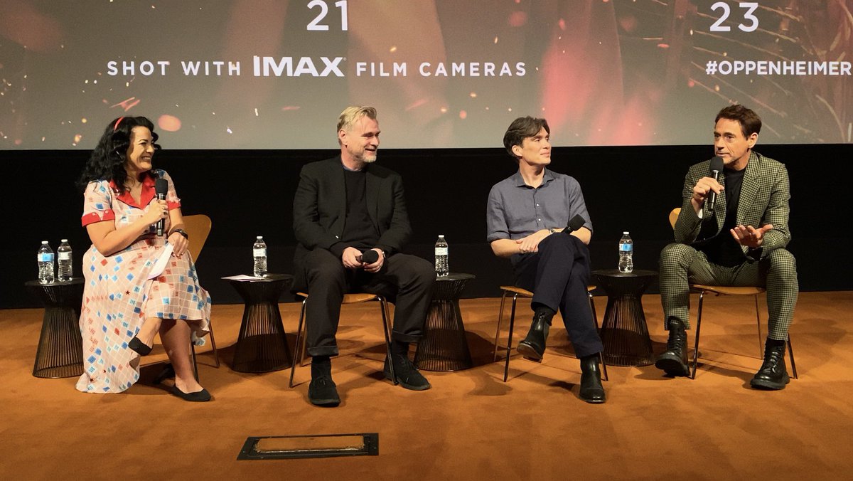FrontRowFlynn's tweet photo. Yes, @RobertDowneyJr , Greatest Q&A ever!!!! #Oppenheimer
#ChristopherNolan #CillianMurphy #RobertDowneyJr @jenelleriley
#linwooddunntheater #academyawards
#frontrowflynn https://t.co/AcQTaVCZeF