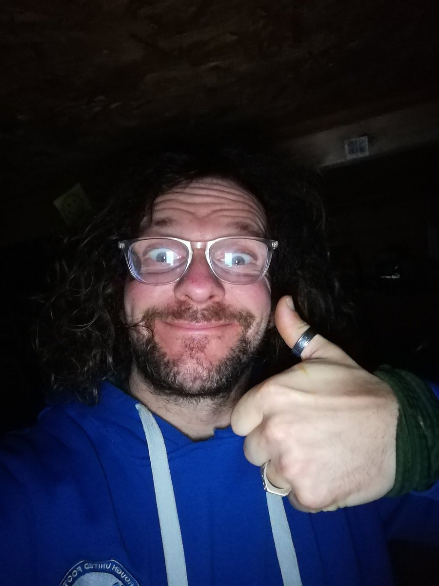 1934rabbit's tweet photo. Got that #FridayFeeling.. Great little session in #DalysGymShed. Day off work also so hopefully get over to #DalysOnionPatch #AllomentLife #mentalhealth #FitnessIsKey #positivity #Onions https://t.co/dw6oUTpnQo