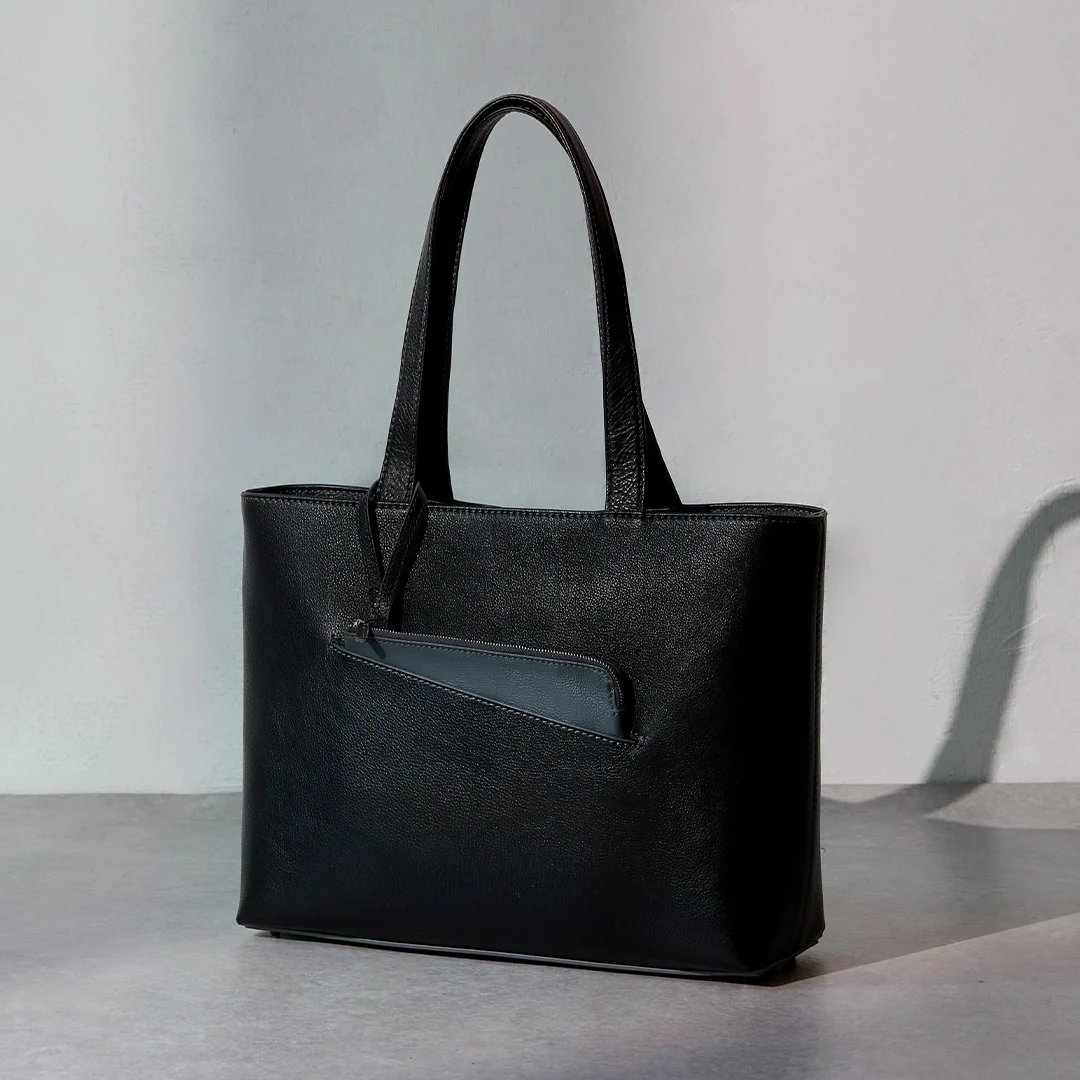 MOTHERHOUSE リニアトート　L Linear Business Bag – マザーハウス 公式サイト