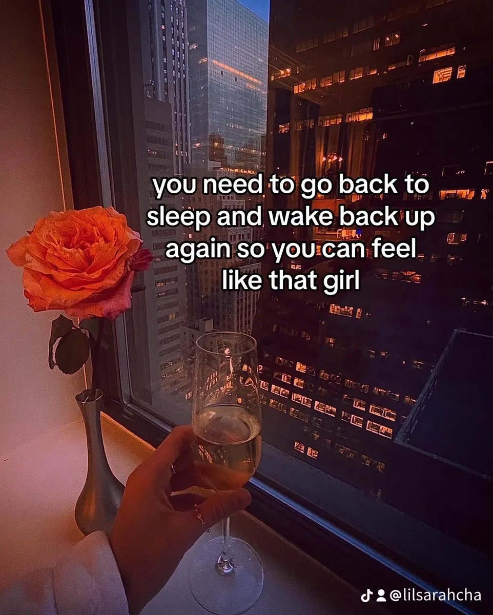 lilsarahcha's tweet photo. it’s called NOT SETTLING FOR THE BARE MINIMUM !!! 🗣️🗣️🗣️ https://t.co/PRciQaQUHD