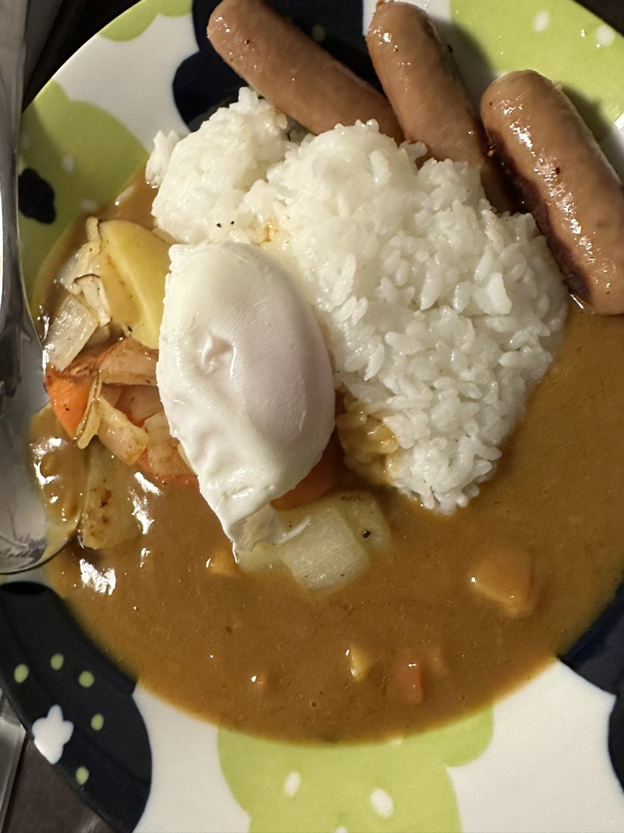 今週の金曜コミケでもらった三重大学カレー🍛
(ありがとうございます) 