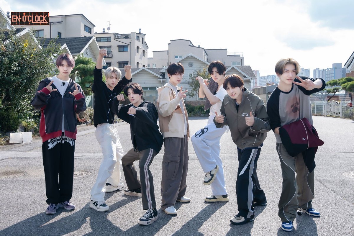 enhypenweverse's tweet photo. [MEMBERSHIP] 240209

[Behind Cut] EN-O'CLOCK - EP.81

(1/8)

@ENHYPEN_members @ENHYPEN #ENHYPEN #엔하이픈 https://t.co/GIXVKCilK3