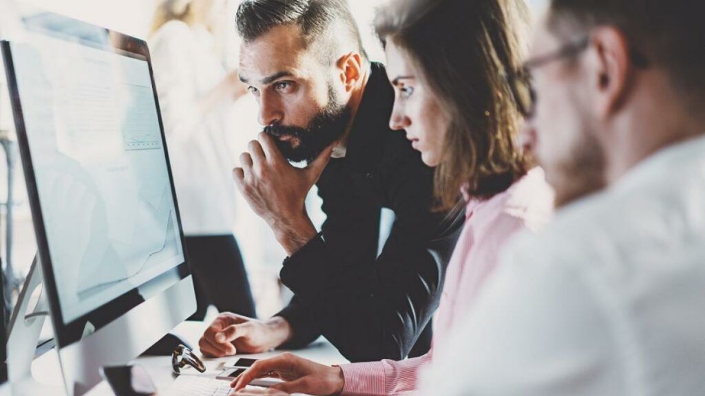 Quelles priorités pour les marketeurs en 2024 ?

46% souhaitent investir davantage dans les technologies émergentes pour améliorer leur marketing, poussés par l’accélération de l’innovation et les progrès de l’IA